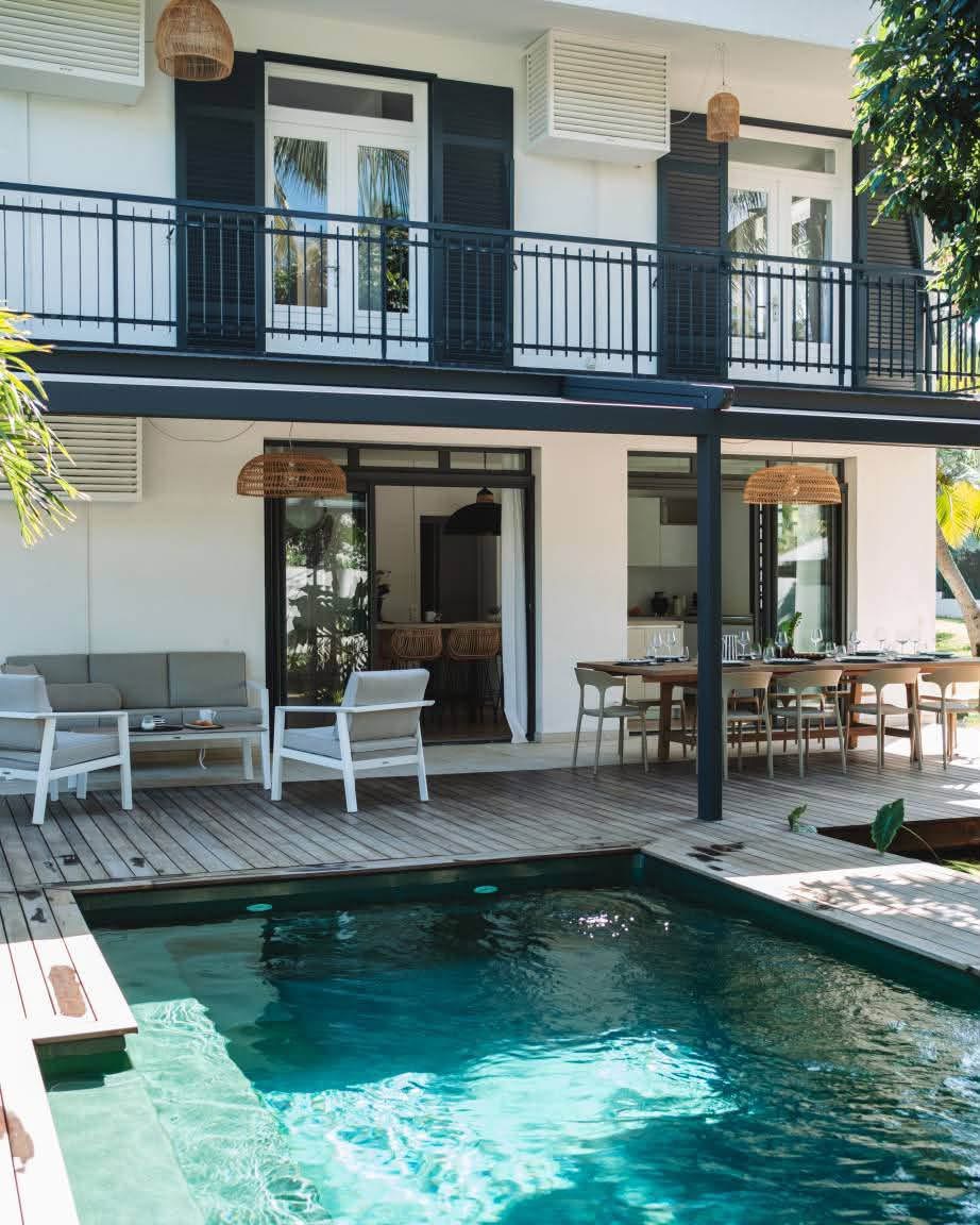 Façade de la Villa Jélys avec piscine privée, location saisonnière à La Réunion